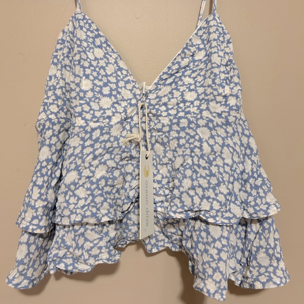 Cropped floral tank